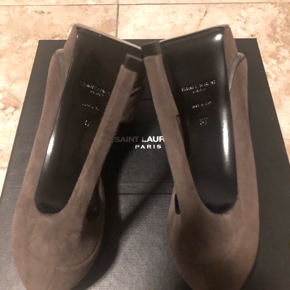 Saint Laurent High Heel - Picture 3 of 5